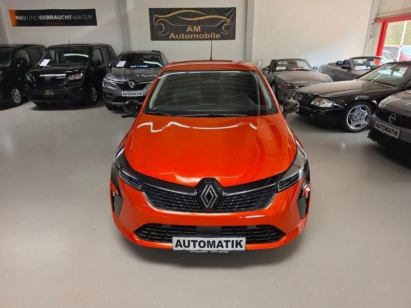 Neu Renault Clio V Evolution 143 PS (105 kW) 2026 Orange Limousine