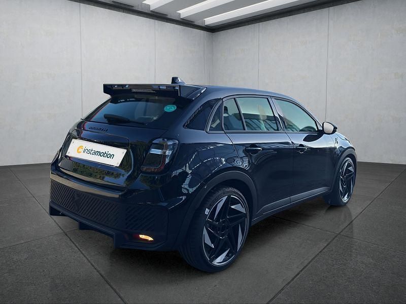 Neu Abarth 600e Turismo 175 kW (238 PS) 2025 Schwarz SUV