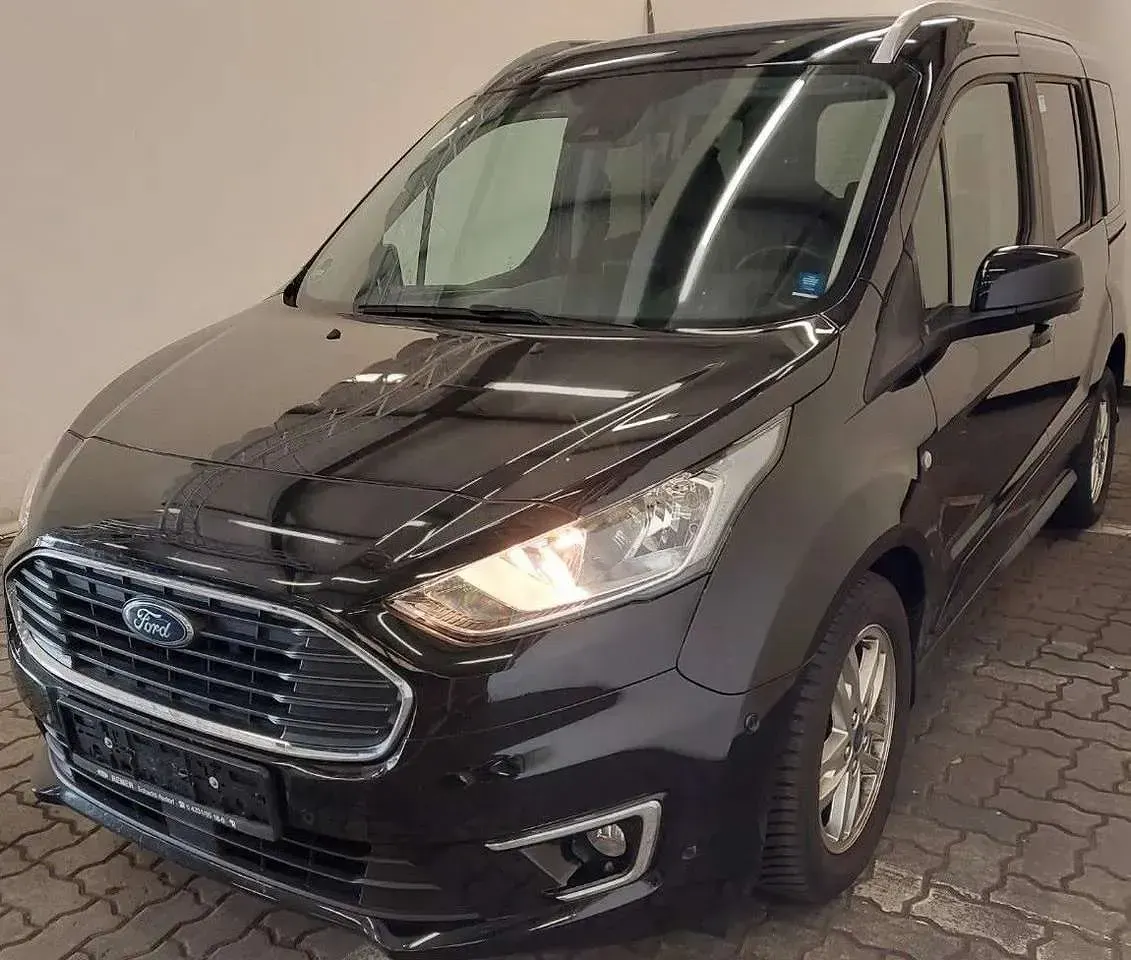 Gebraucht Ford Tourneo Connect 101 PS (74 kW) 2019 Schwarz Van / Kleinbus