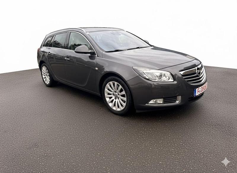 Grau Gebraucht 2009 Opel Insignia Cosmo Kombi | 4.700 € (Fairer Preis) - Bild 1/4