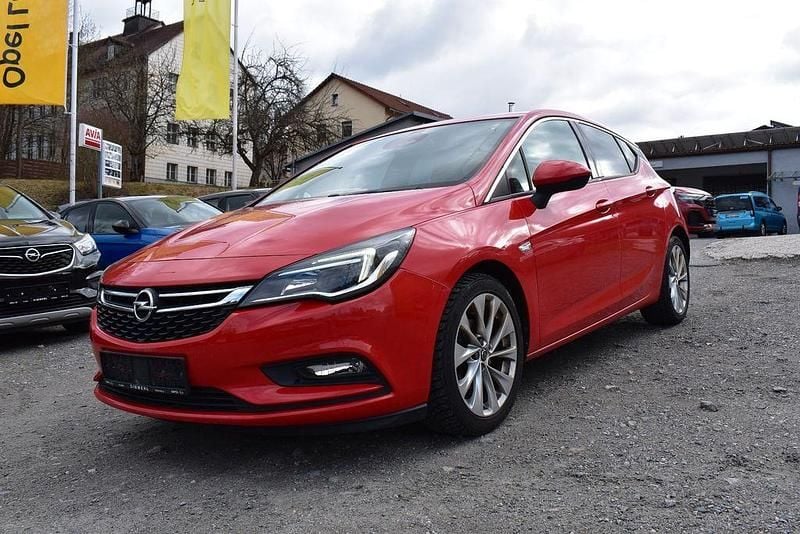 Gebraucht Opel Astra Dynamic 150 PS (110 kW) 2016 Power rot (metallic) Limousine