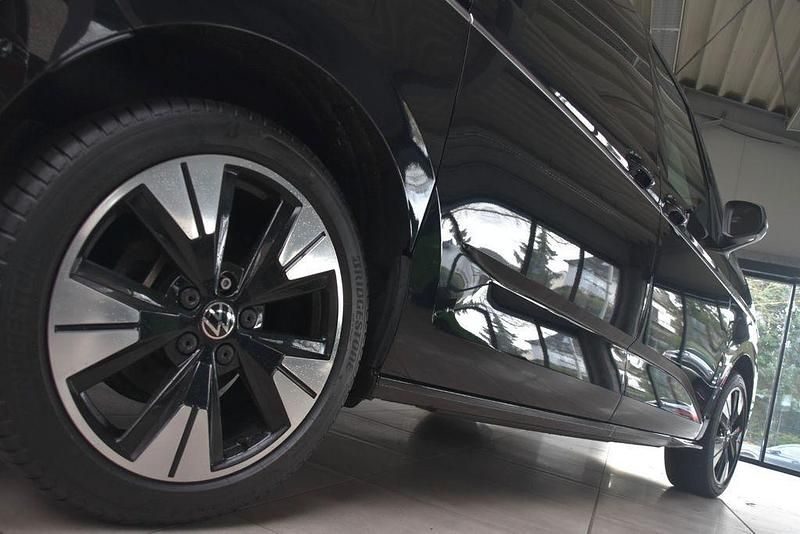Gebraucht VW Multivan Style 204 PS (150 kW) 2024 Schwarz metallic Van
