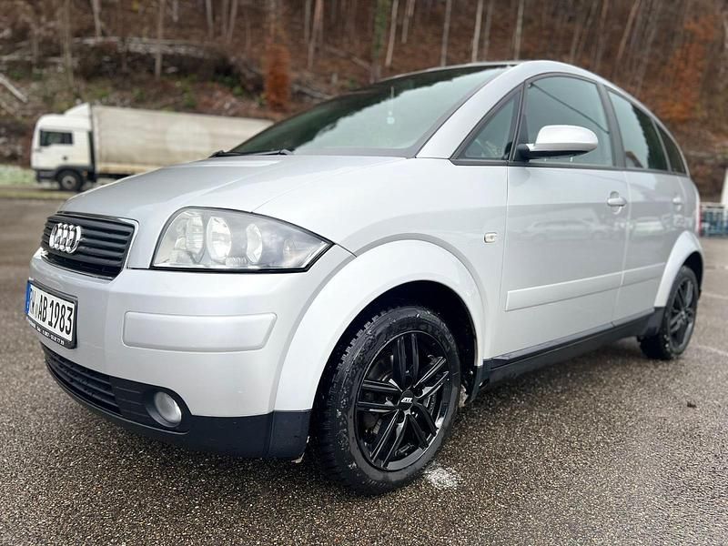 Silber Gebraucht 2005 Audi A2 Kleinwagen | 3.500 € (Guter Preis) - Bild 1/4