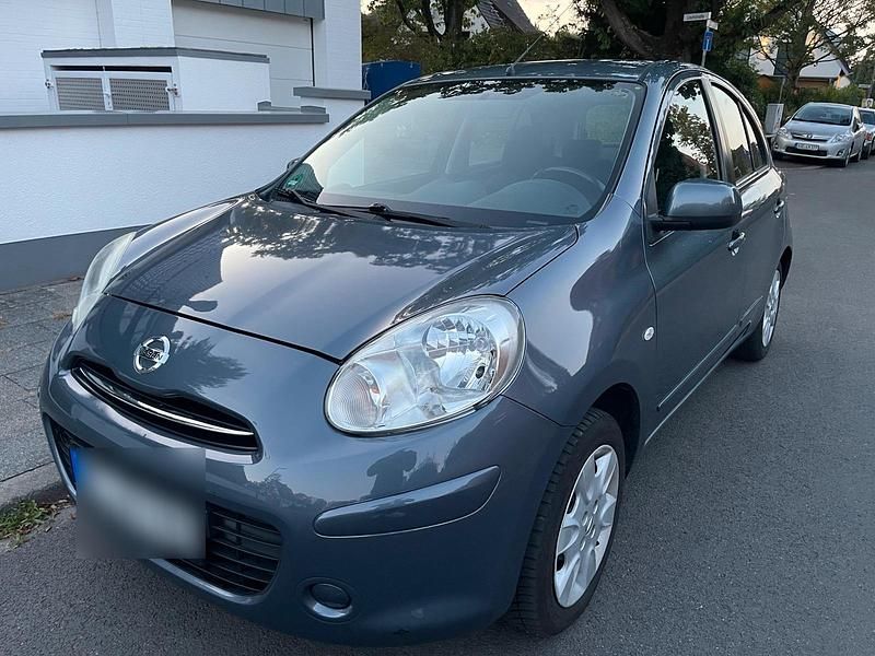 Grau Gebraucht 2011 Nissan Micra Acenta Kleinwagen | 3.900 € (Fairer Preis) - Bild 1/4