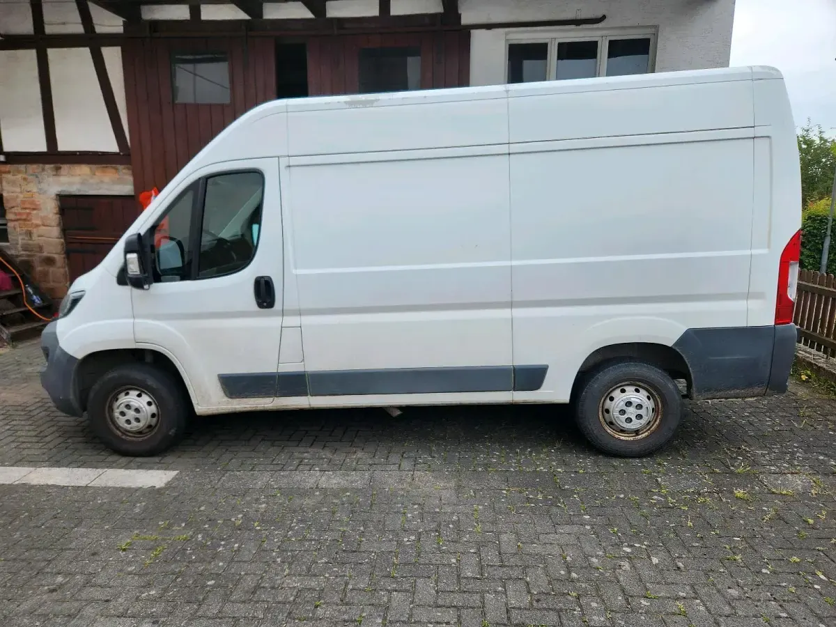 Gebraucht Peugeot Boxer 131 PS (96 kW) 2015 Weiß Van