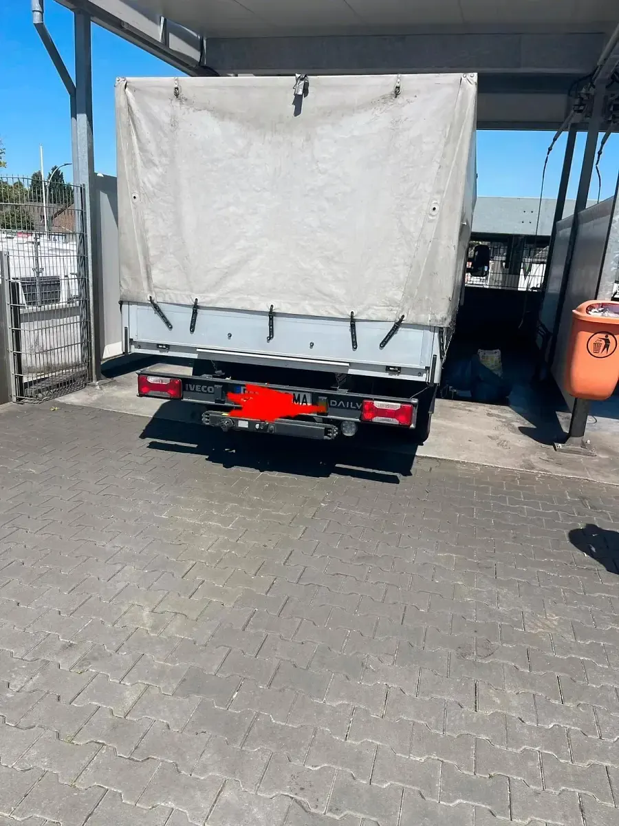 Gebraucht Iveco Daily 140 PS (102 kW) 2012 Weiß Van / Kleinbus