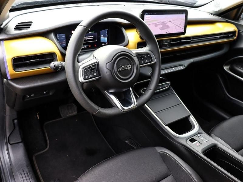 Gebraucht Jeep Avenger EV Summit 114 kW (156 PS) 2023 Solid black clear coat SUV