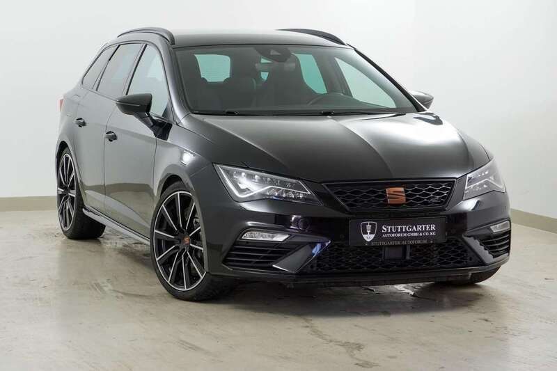 Mitternachtsschwarz Gebraucht 2019 Cupra Leon Kombi | 20.700 € (Guter Preis) - Bild 1/4
