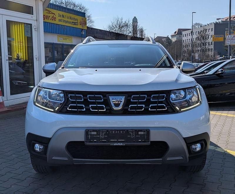 Gebraucht Dacia Duster Prestige 114 PS (83 kW) 2021 Weiß SUV