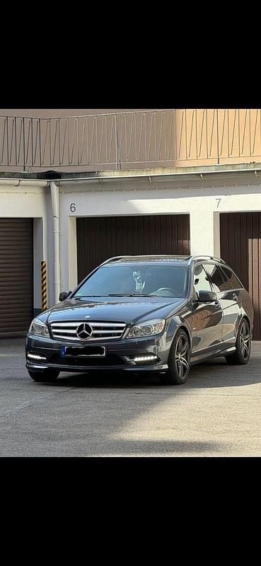 Gebraucht Mercedes C350 Elegance 231 PS (169 kW) 2010 Grau Kombi