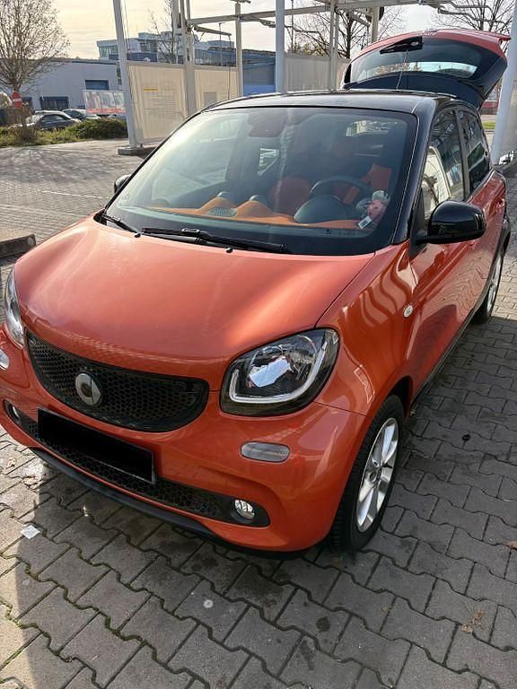 Orange Gebraucht 2015 Smart ForFour Passion Kleinwagen | 6.900 € (Guter Preis) - Bild 1/4