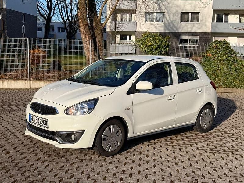 Gebraucht Mitsubishi Space Star 71 PS (52 kW) 2017 Weiß Kleinwagen