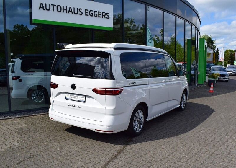 Gebraucht VW T7 Beach 150 PS (110 kW) 2024 Weiß Van