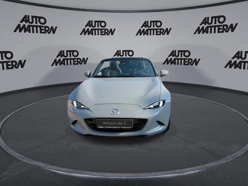 Neu Mazda MX5 Exclusive-Line 132 PS (97 kW) 2025 Grau Cabrio