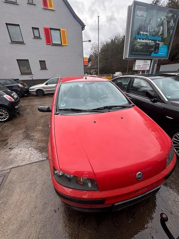 Gebraucht Fiat Punto 60 PS (44 kW) 2000 Rot Kleinwagen
