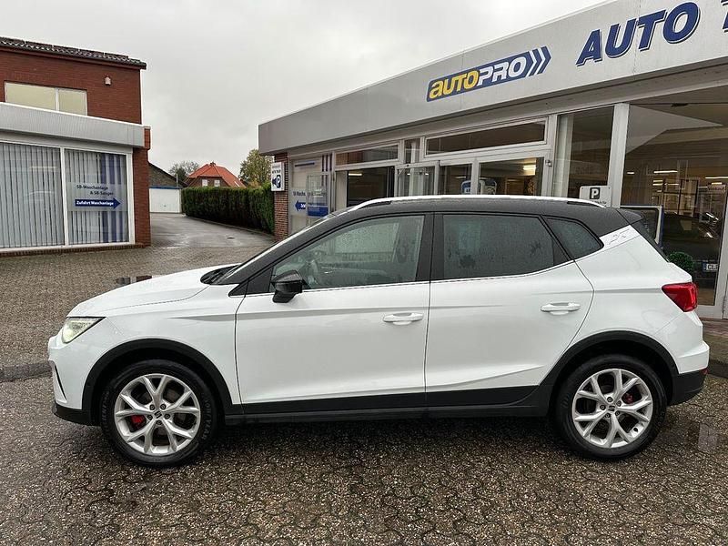 Gebraucht Seat Arona FR 150 PS (110 kW) 2024 Weiß SUV