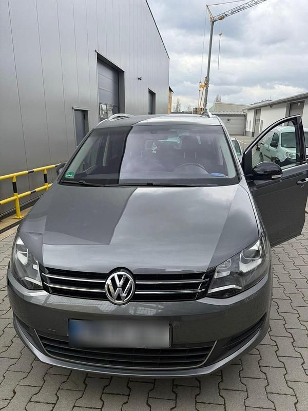 Gebraucht VW Sharan 140 PS (102 kW) 2012 Grau Van / Kleinbus