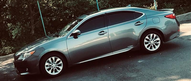Gebraucht Lexus ES300 2013 Grau Limousine