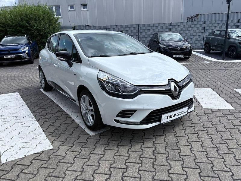 Arktis weiß (weiß) Gebraucht 2018 Renault Clio IV LIMITED Limousine | 8.750 € (Fairer Preis) - Bild 1/3