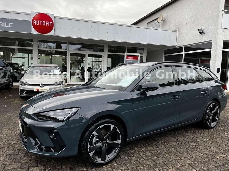 Fjordblau Neu 2025 Cupra Leon Limousine | 27.890 € (Guter Preis) - Bild 1/3