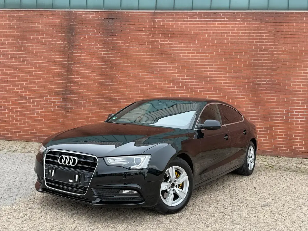 Second-hand Audi A5 S-Line 177 CP (130 kW) 2013 Negru Coupe