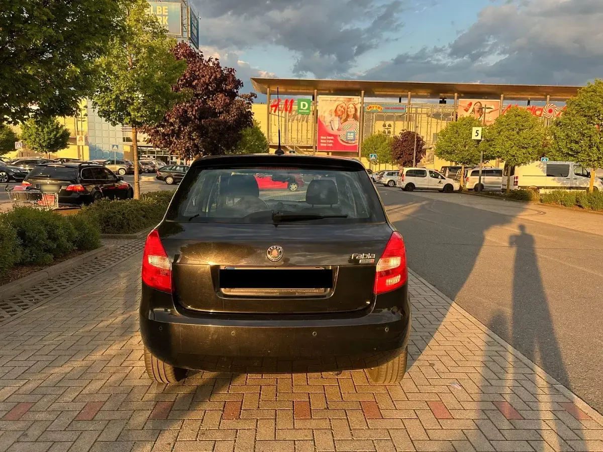 Gebraucht Skoda Fabia 89 PS (65 kW) 2010 Schwarz Kleinwagen
