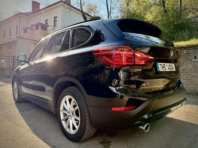Używany BMW X1 140 KM (102 kW) 2020 Czarny SUV