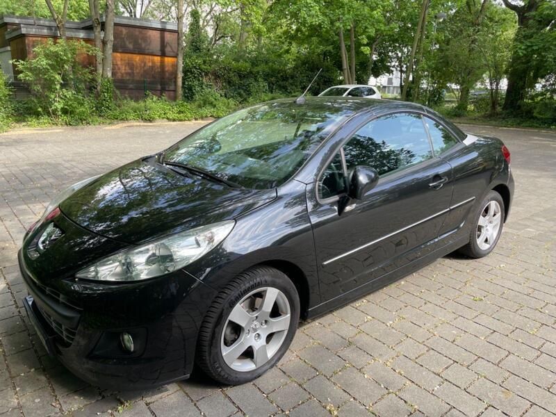 Schwarz Gebraucht 2011 Peugeot 207 CC Premium Cabrio | 5.700 € (Fairer Preis) - Bild 1/4