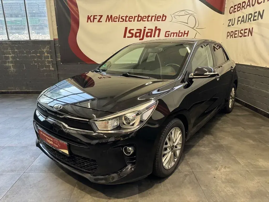 Gebraucht Kia Rio DREAM-TEAM Edition 84 PS (61 kW) 2018 Schwarz Limousine