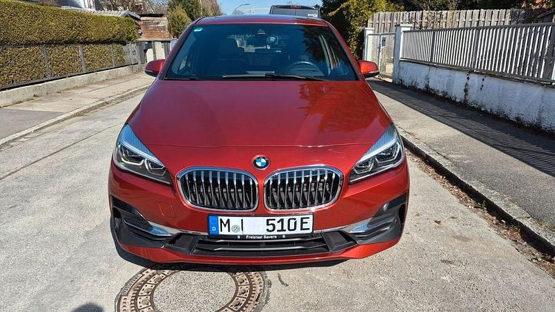 Gebraucht BMW 225 Active Tourer iPerformance 224 PS (164 kW) 2019 Orange Van / Kleinbus