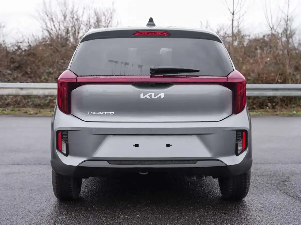 Gebraucht Kia Picanto Spirit 68 PS (50 kW) 2025 Astrograu metallic Kleinwagen