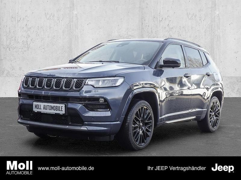 Second-hand Jeep Compass 241 CP (177 kW) 2022 Albastru SUV