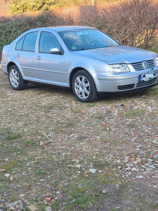 Gebraucht VW Bora 102 PS (75 kW) 2004 Silber Limousine