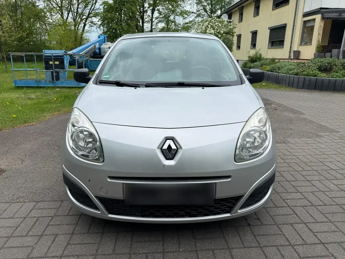 Gebraucht Renault Twingo 58 PS (42 kW) 2010 Silber Kleinwagen