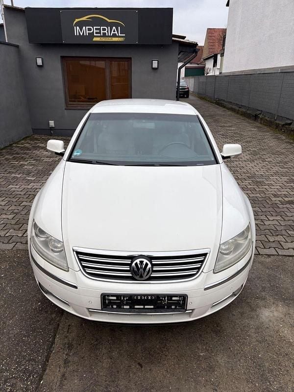 Gebraucht VW Phaeton 239 PS (175 kW) 2010 Weiß Limousine