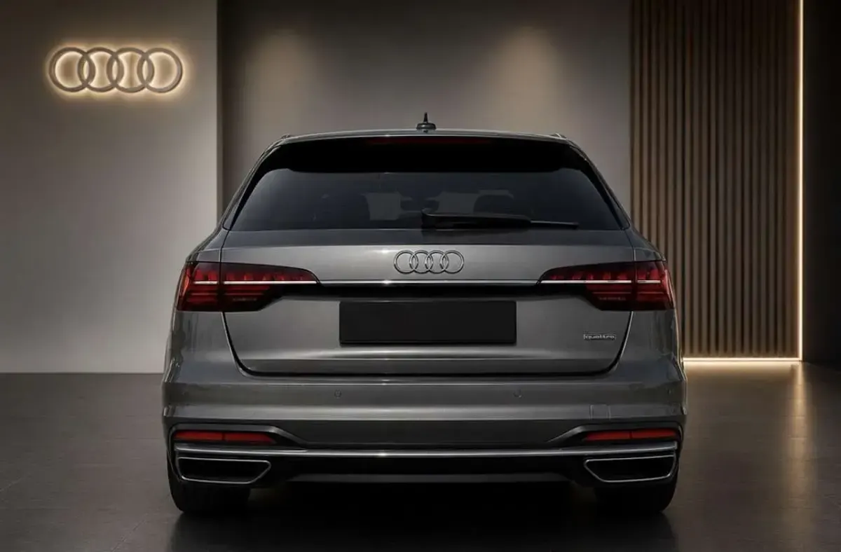 Gebraucht Audi A4 Advanced 204 PS (150 kW) 2021 Silber Kombi