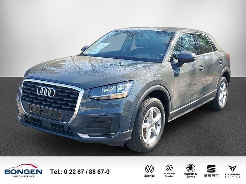 Gebraucht Audi Q2 Basis 116 PS (85 kW) 2017 Grau SUV