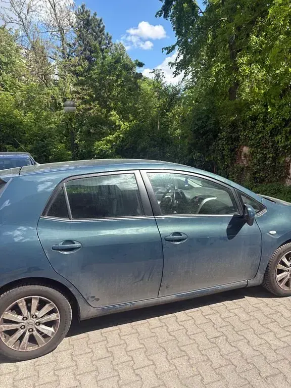 Gebraucht Toyota Auris Executive 126 PS (92 kW) 2007 Blau Kleinwagen