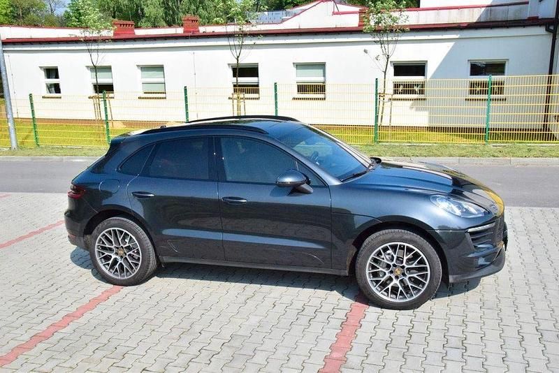 Gebraucht Porsche Macan S 340 PS (250 kW) 2017 Schwarz (metallic) SUV
