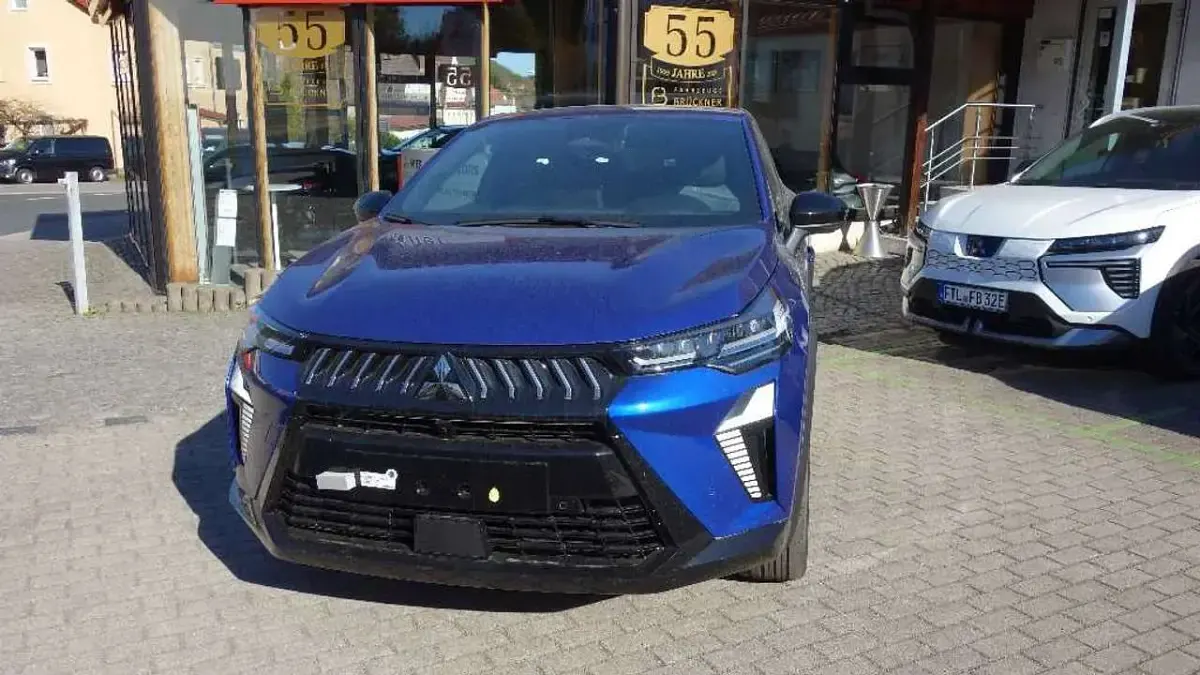 Neu Mitsubishi Grandis Diamant Edition 158 PS (116 kW) 2026 Blau SUV