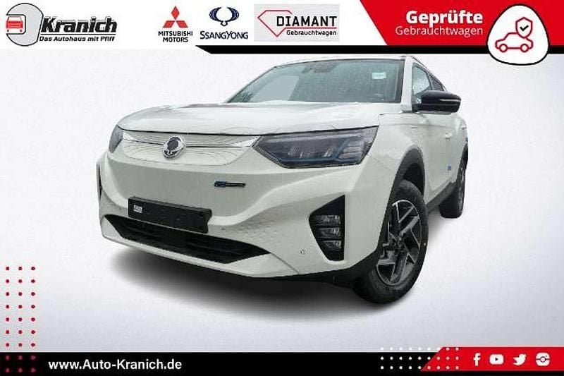 Grand white Neu 2024 Ssangyong (KGM) Korando SUV | 33.900 € - Bild 1/1