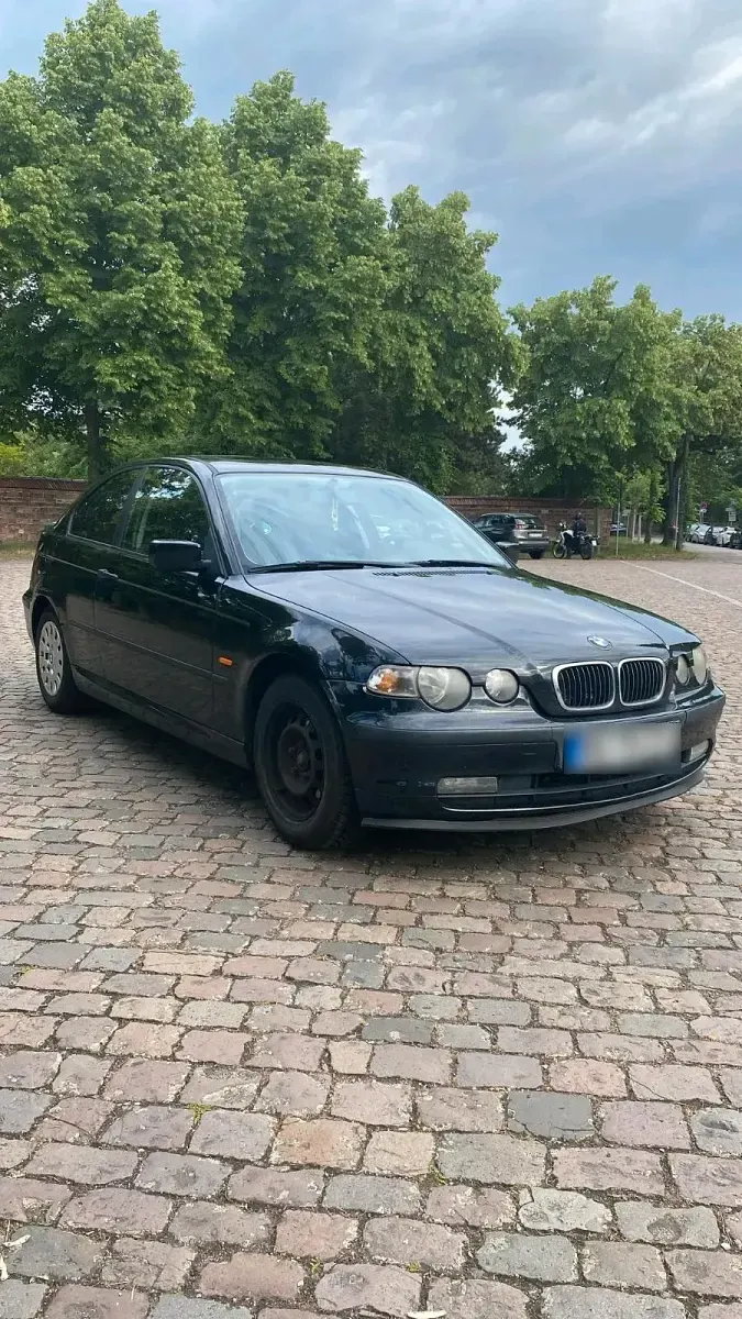 Gebraucht BMW 316 Compact 116 PS (85 kW) 2003 Schwarz Kleinwagen