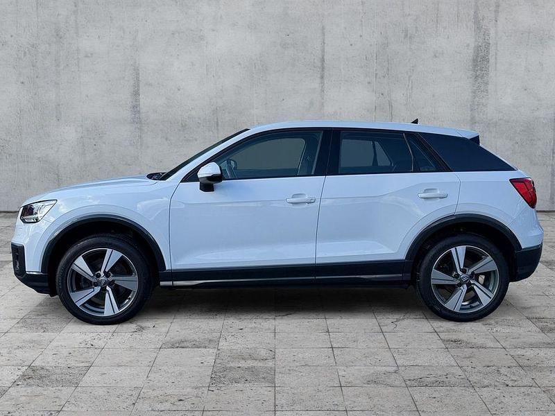 Gebraucht Audi Q2 Comfort 150 PS (110 kW) 2019 Gletscherweiß metallic SUV