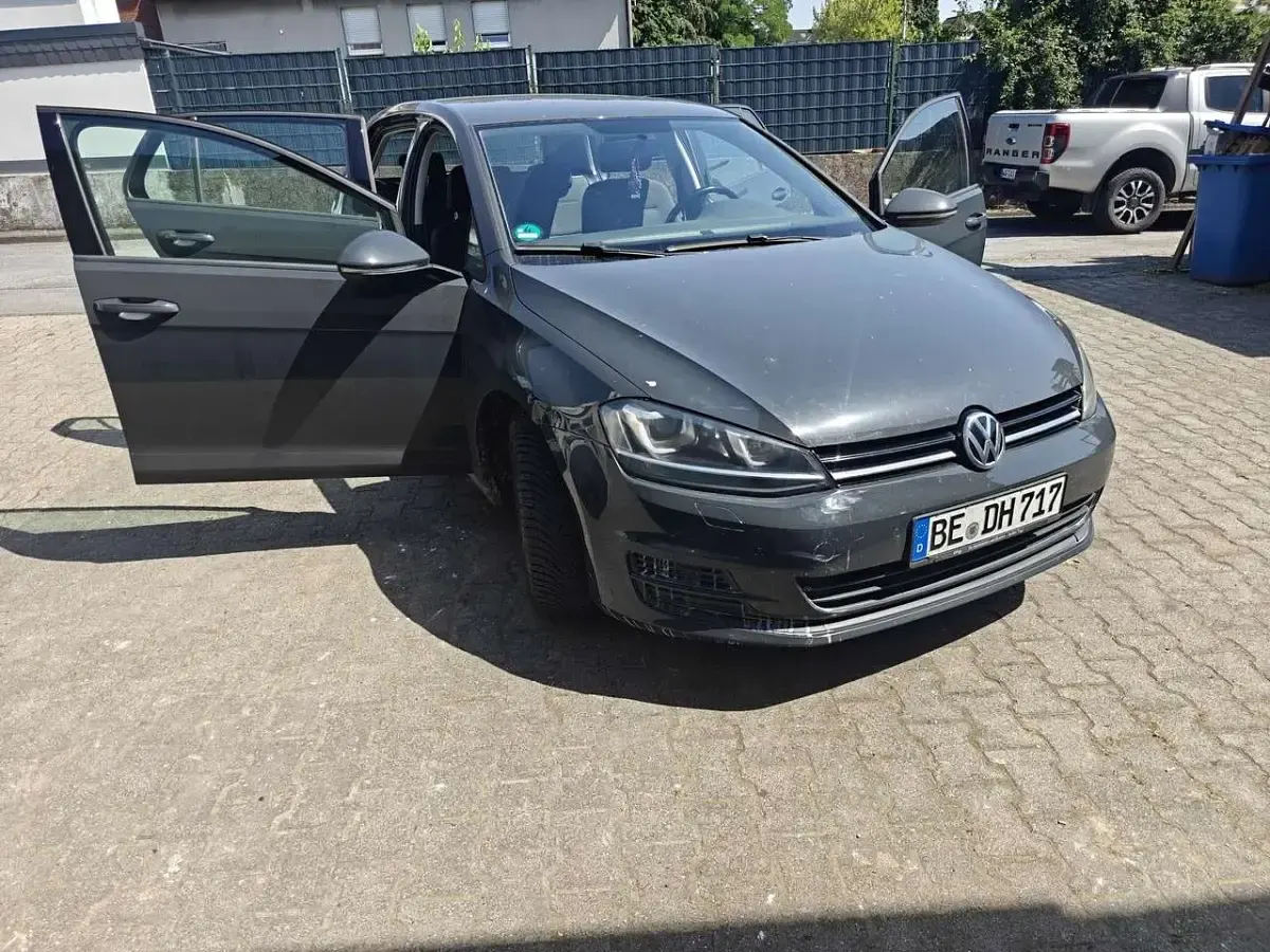 Gebraucht VW Golf VII Cup 105 PS (77 kW) 2014 Limousine