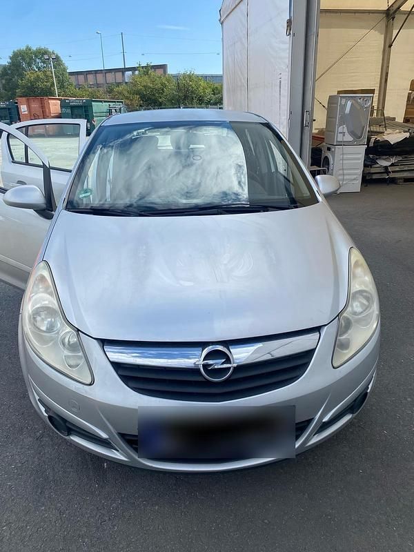 Gebraucht Opel Corsa 90 PS (66 kW) 2007 Silber Kleinwagen