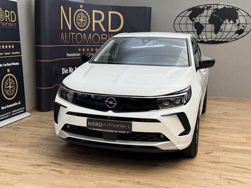 Jade weiß Gebraucht 2023 Opel Grandland X Elegance SUV | 20.799 € (Fairer Preis) - Bild 1/3