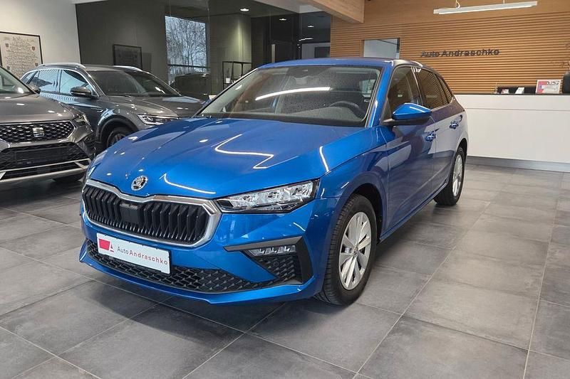Gebraucht Skoda Scala Selection 116 PS (85 kW) 2024 Blau Kleinwagen