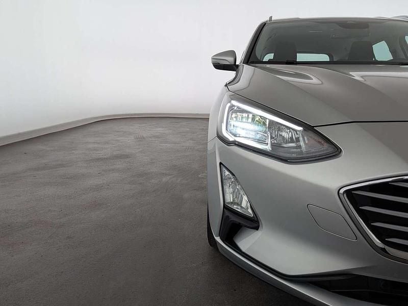 Gebraucht Ford Focus Cool & Connect 125 PS (91 kW) 2021 Silber Kombi