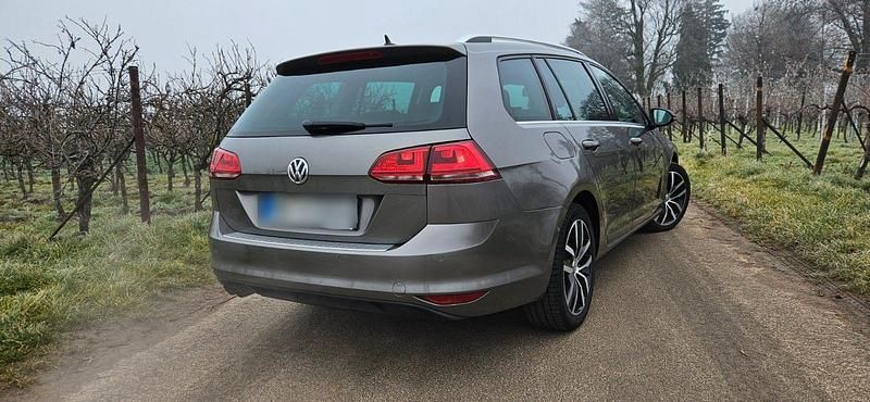 Gebraucht VW Golf VII Highline 150 PS (110 kW) 2014 Grau Kombi
