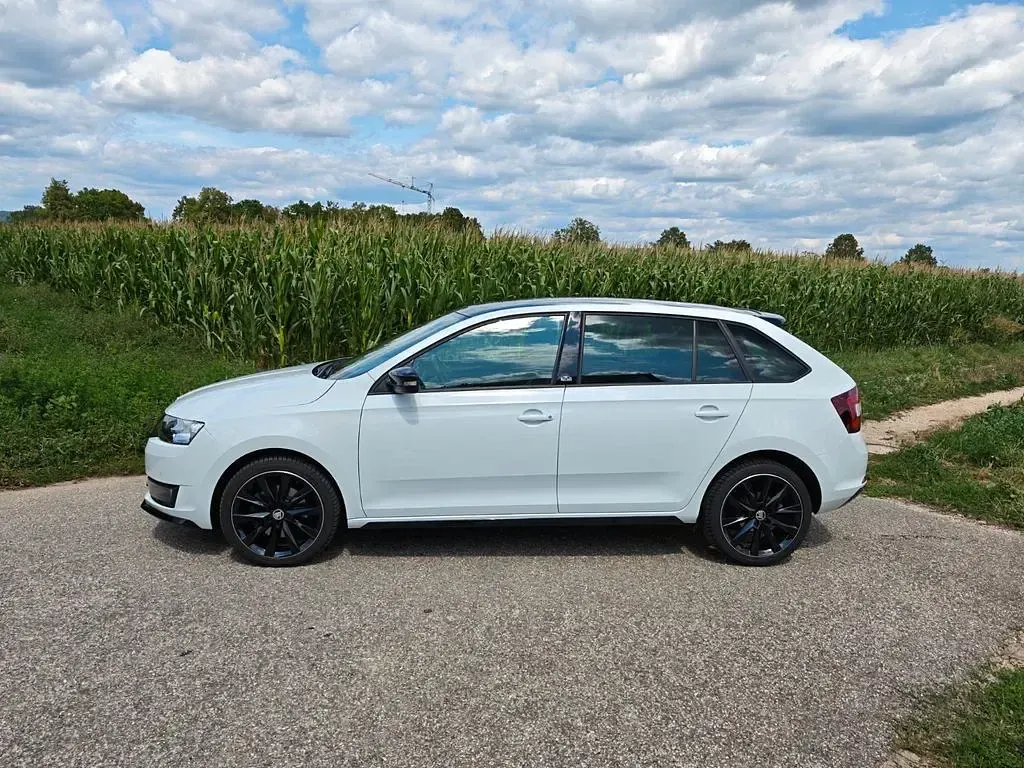 Gebraucht Skoda Rapid Monte Carlo 110 PS (80 kW) 2017 Weiß Kleinwagen